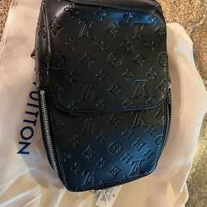 Faux Louis Vuitton  sling bag. Beautiful new black bag.